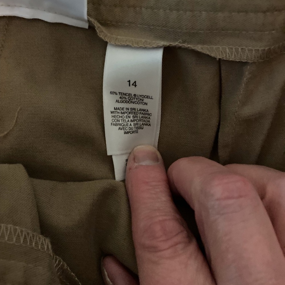 Lightweight Villager pants size 14 - Picture 4 of 7